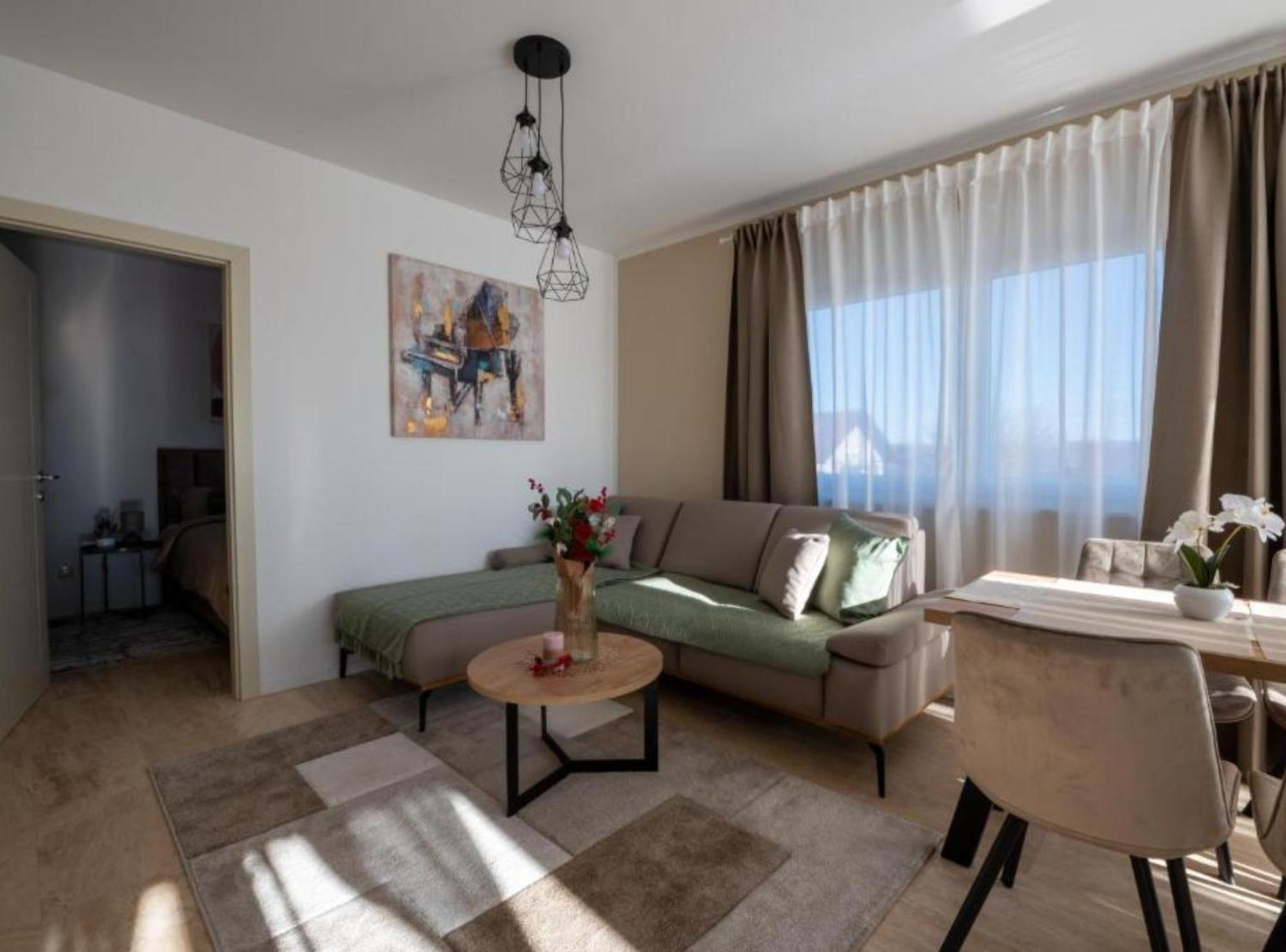 Apartment Kona - Free Parking & Self Check-In Ivanja Reka 외부 사진